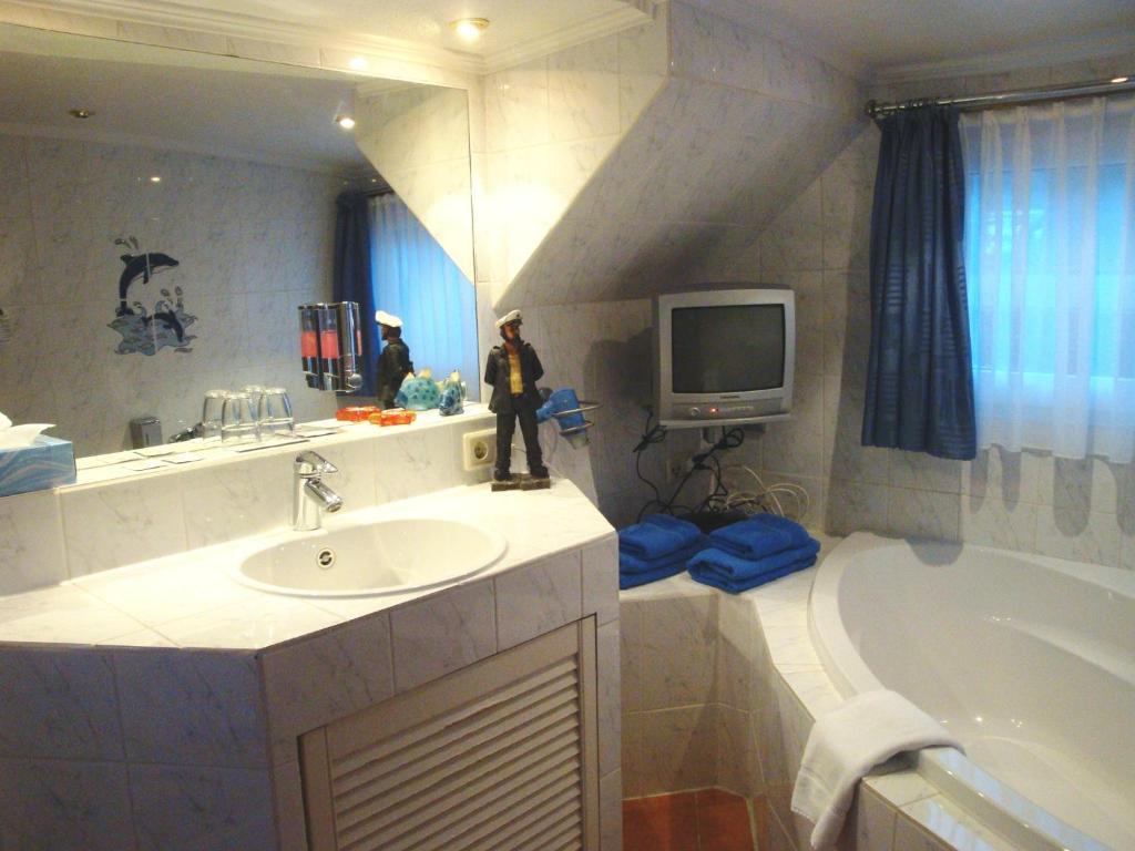 Hotelschiff Perle Brema Zewnętrze zdjęcie